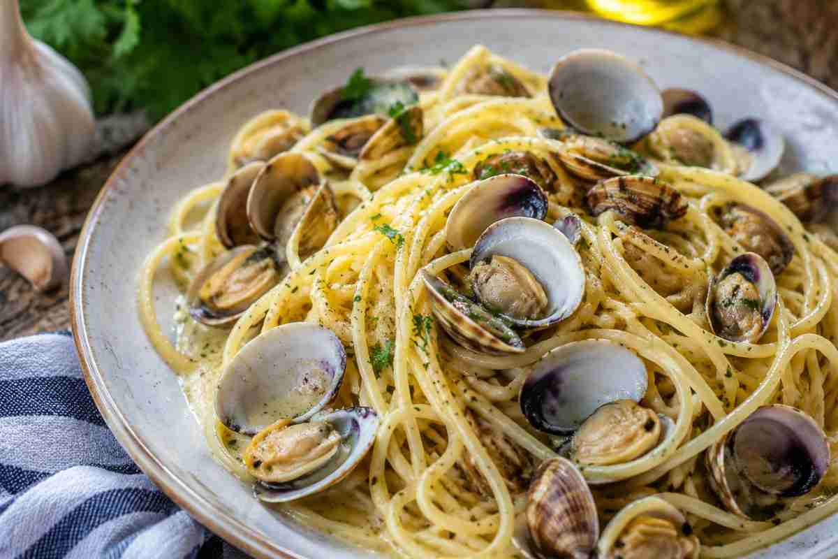 Tutti i trucchi per i perfetti spaghetti alle vongole Ricetteregionali.it
